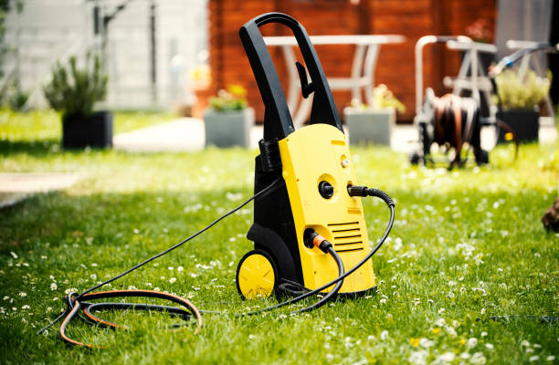 Best Driveway Cleaning and Restoration in Sardis, MS